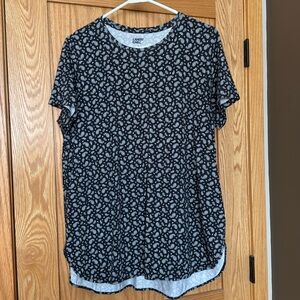 Lands end paisley t shirt - women’s XL